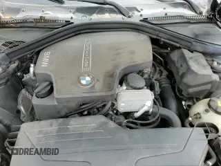 ✅ 2017 BMW 3 Series 320i xDrive • VIN: WBA8A3C39HA066881 • Lot: 59354375. Wystawiony na Copart z przebiegiem 102 083 mil. Bezpłatny archiwum sprzedaży aukcyjnych z USA i szczegółowy raport historii pojazdu na DreamBid. Zdjęcie 13.