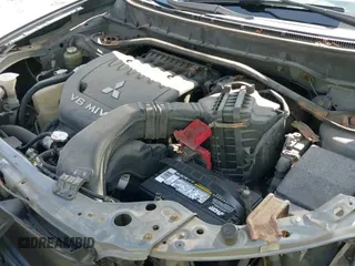 ✅ 2008 Mitsubishi Outlander XLS • VIN: JA4MT41X58Z009208 • Lot: 42697843. Wystawiony na IAAI z przebiegiem 186 179 mil. Bezpłatny archiwum sprzedaży aukcyjnych z USA i szczegółowy raport historii pojazdu na DreamBid. Zdjęcie 12.