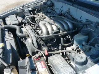 ✅ 2001 Toyota Tacoma PreRunner • VIN: 5TEGN92NX1Z733011 • Lot: 42779453. Wystawiony na IAAI z przebiegiem 189 139 mil. Bezpłatny archiwum sprzedaży aukcyjnych z USA i szczegółowy raport historii pojazdu na DreamBid. Zdjęcie 18.