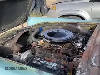 ✅ 1957 Ford Thunderbird • VIN: D7FH274796 • Lot: 53172685. Wystawiony na Copart z przebiegiem 9 999 mil. Bezpłatny archiwum sprzedaży aukcyjnych z USA i szczegółowy raport historii pojazdu na DreamBid. Zdjęcie 11.