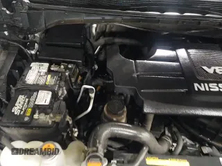 ✅ 2017 Nissan Titan SV • VIN: 1N6AA1C59HN560366 • Lot: 47301685. Wystawiony na Copart z przebiegiem 95 658 mil. Bezpłatny archiwum sprzedaży aukcyjnych z USA i szczegółowy raport historii pojazdu na DreamBid. Zdjęcie 13.