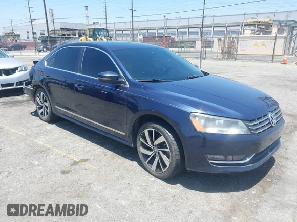 ✅ 2013 Volkswagen Passat SEL Premium • VIN: 1VWCN7A33DC112566 • Lot: 45342371. Wystawiony na IAAI z przebiegiem 116 404 mil. Bezpłatny archiwum sprzedaży aukcyjnych z USA i szczegółowy raport historii pojazdu na DreamBid. Zdjęcie 1.