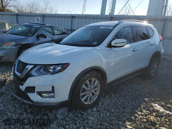 ✅ 2019 Nissan Rogue SV • VIN: KNMAT2MV6KP553808 • Lot: 71293022. Wystawiony na Copart z przebiegiem 22 517 mil. Bezpłatny archiwum sprzedaży aukcyjnych z USA i szczegółowy raport historii pojazdu na DreamBid. Zdjęcie 1.