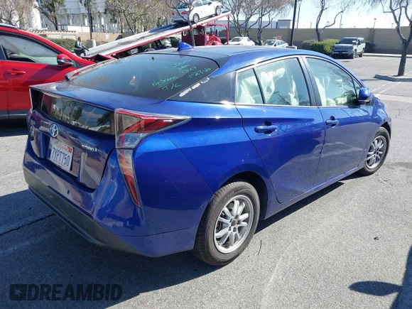 ✅ 2017 Toyota Prius Four Touring • VIN: JTDKARFU4H3537274 • Lot: 44340275. Wystawiony na IAAI z przebiegiem 31 643 mil. Bezpłatny archiwum sprzedaży aukcyjnych z USA i szczegółowy raport historii pojazdu na DreamBid. Zdjęcie 4.