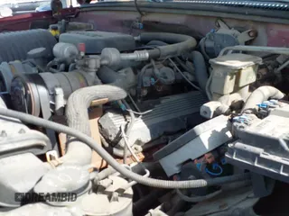 ✅ 1997 GMC Suburban • VIN: 3GKGK26JXVG521867 • Лот: 43184628. Опубликован ранее на IAAI с пробегом 146 037 миль. Бесплатный доступ к архиву аукционных продаж из США и подробный отчёт об истории автомобиля на DreamBid. Изображение 12.