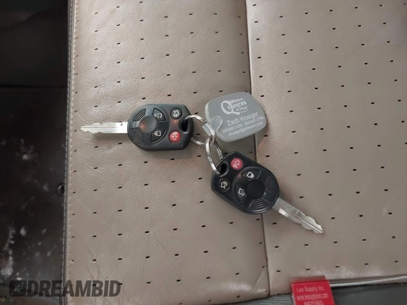 ✅ 2008 Mercury Sable Premier • VIN: 1MEHM42WX8G622624 • Лот: 41297604. Опубликован ранее на IAAI с пробегом 174 364 миль. Бесплатный доступ к архиву аукционных продаж из США и подробный отчёт об истории автомобиля на DreamBid. Изображение 11.