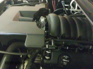 ✅ 2018 Chevrolet Tahoe LS • VIN: 1GNSCAEC1JR142211 • Лот: 42829547. Опубликован ранее на IAAI с пробегом 116 846 миль. Бесплатный доступ к архиву аукционных продаж из США и подробный отчёт об истории автомобиля на DreamBid. Изображение 20.