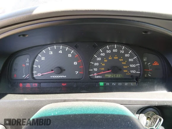 ✅ 2002 Toyota 4Runner SR5 • VIN: JT3GN86RX20240944 • Лот: 44674150. Опубликован ранее на IAAI с пробегом 259 110 миль. Бесплатный доступ к архиву аукционных продаж из США и подробный отчёт об истории автомобиля на DreamBid. Изображение 7.