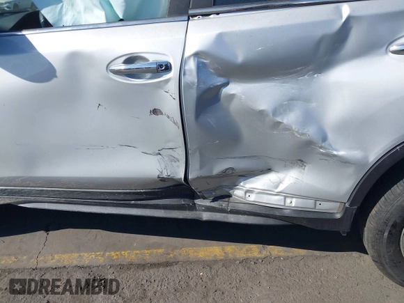 ✅ 2020 Nissan Rogue SL • VIN: 5N1AT2MT3LC717552 • Lot: 44236556. Wystawiony na IAAI z przebiegiem 64 991 mil. Bezpłatny archiwum sprzedaży aukcyjnych z USA i szczegółowy raport historii pojazdu na DreamBid. Zdjęcie 6.