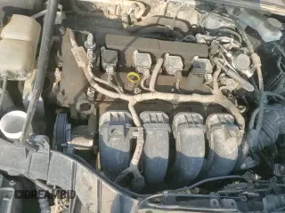 ✅ 2018 Ford Focus SE • VIN: 1FADP3F23JL246361 • Lot: 89896255. Wystawiony na Copart z przebiegiem 137 476 mil. Bezpłatny archiwum sprzedaży aukcyjnych z USA i szczegółowy raport historii pojazdu na DreamBid. Zdjęcie 13.