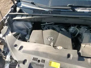 ✅ 2018 Toyota Highlander LE • VIN: 5TDBZRFH1JS905264 • Lot: 70027035. Listed on Copart with 99,402 mi. Free auction sales archive from the USA and detailed vehicle history report at DreamBid. Image 17.