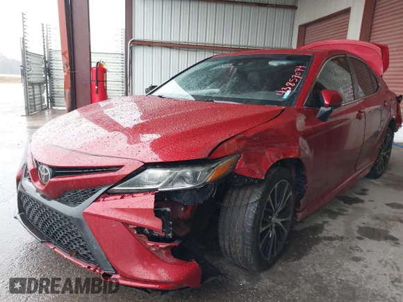 ✅ 2019 Toyota Camry SE • VIN: 4T1B11HK9KU268389 • Lot: 43857074. Wystawiony na IAAI z przebiegiem 81 086 mil. Bezpłatny archiwum sprzedaży aukcyjnych z USA i szczegółowy raport historii pojazdu na DreamBid. Zdjęcie 2.