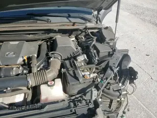 ✅ 2018 Lexus NX 300 • VIN: JTJYARBZ2J2090464 • Лот: 85413525. Опубликован ранее на Copart с пробегом 95 602 миль. Бесплатный доступ к архиву аукционных продаж из США и подробный отчёт об истории автомобиля на DreamBid. Изображение 15.