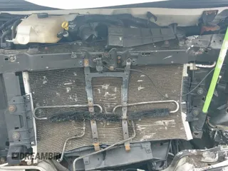 ✅ 2014 GMC Savana • VIN: 1GTW7FCG6E1177686 • Lot: 42415926. Wystawiony na IAAI z przebiegiem 86 554 mil. Bezpłatny archiwum sprzedaży aukcyjnych z USA i szczegółowy raport historii pojazdu na DreamBid. Zdjęcie 21.