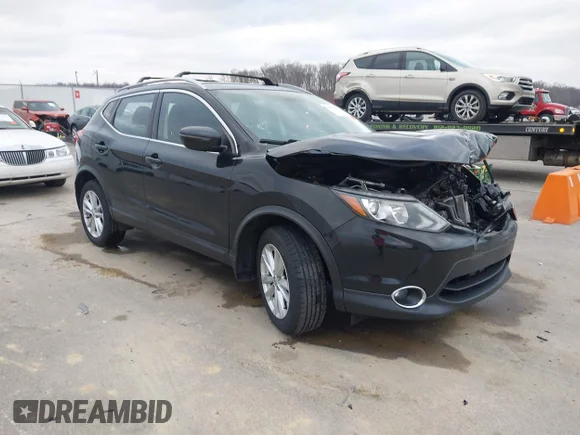✅ 2018 Nissan Rogue SL • VIN: JN1BJ1CR2JW205973 • Lot: 44204660. Wystawiony na IAAI z przebiegiem 115 078 mil. Bezpłatny archiwum sprzedaży aukcyjnych z USA i szczegółowy raport historii pojazdu na DreamBid. Zdjęcie 1.