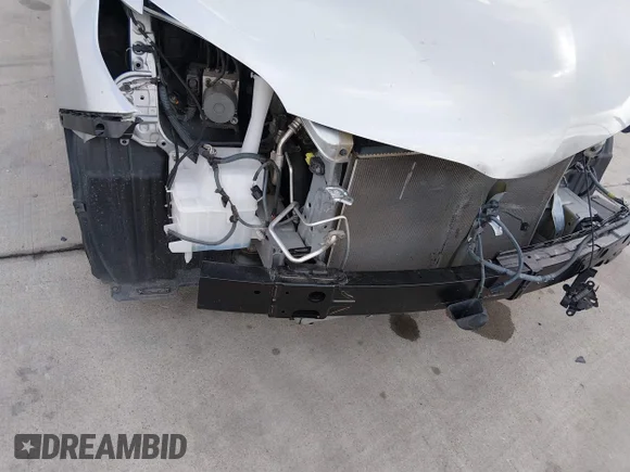 ✅ 2020 Toyota Sienna LE • VIN: 5TDKZ3DC2LS024354 • Лот: 44092153. Опубликован ранее на IAAI с пробегом 136 294 миль. Бесплатный доступ к архиву аукционных продаж из США и подробный отчёт об истории автомобиля на DreamBid. Изображение 6.
