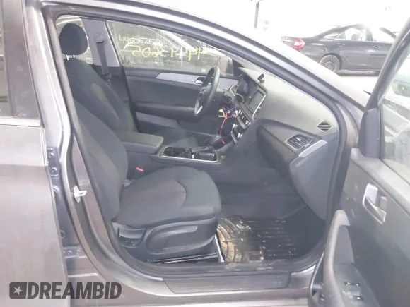 ✅ 2018 Hyundai Sonata SE • VIN: 5NPE24AF6JH713483 • Лот: 44493605. Опубликован ранее на IAAI с пробегом 78 500 миль. Бесплатный доступ к архиву аукционных продаж из США и подробный отчёт об истории автомобиля на DreamBid. Изображение 5.