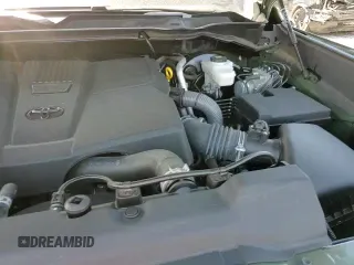 ✅ 2022 Toyota Tundra SR5 • VIN: 5TFLA5EC3NX007386 • Lot: 58485735. Listed on Copart with 19,681 mi. Free auction sales archive from the USA and detailed vehicle history report at DreamBid. Image 13.