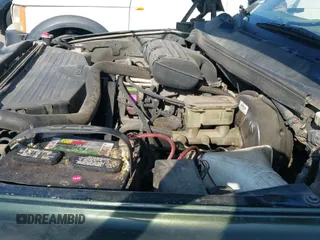 ✅ 1996 Dodge 1500 • VIN: 1B7HC13Z0TJ164020 • Lot: 42810135. Listed on IAAI with 399,797 mi. Free auction sales archive from the USA and detailed vehicle history report at DreamBid. Image 17.