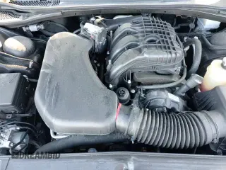 ✅ 2023 Dodge Challenger GT • VIN: 2C3CDZKG4PH670628 • Lot: 84270265. Wystawiony na Copart z przebiegiem 52 630 mil. Bezpłatny archiwum sprzedaży aukcyjnych z USA i szczegółowy raport historii pojazdu na DreamBid. Zdjęcie 14.