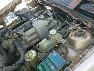 ✅ 1987 BMW 6 Series 635CSi • VIN: WBAEC8401H3265720 • Лот: 42925328. Опубликован ранее на IAAI с пробегом 69 402 миль. Бесплатный доступ к архиву аукционных продаж из США и подробный отчёт об истории автомобиля на DreamBid. Изображение 17.