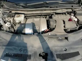 ✅ 2018 Lexus RX 450hL Premium • VIN: JTJDGKCAXJ2002175 • Lot: 68713075. Wystawiony na Copart z przebiegiem 101 987 mil. Bezpłatny archiwum sprzedaży aukcyjnych z USA i szczegółowy raport historii pojazdu na DreamBid. Zdjęcie 16.