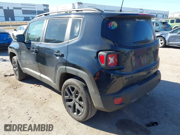 ✅ 2023 Jeep Renegade Altitude • VIN: ZACNJDE18PPP18151 • Lot: 44172892. Wystawiony na IAAI z przebiegiem 77 504 mil. Bezpłatny archiwum sprzedaży aukcyjnych z USA i szczegółowy raport historii pojazdu na DreamBid. Zdjęcie 3.
