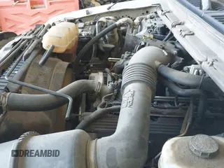 ✅ 1999 Ford F-250 XL • VIN: 1FTNW20S1XEC77707 • Lot: 42576674. Wystawiony na IAAI z przebiegiem 288 129 mil. Bezpłatny archiwum sprzedaży aukcyjnych z USA i szczegółowy raport historii pojazdu na DreamBid. Zdjęcie 14.