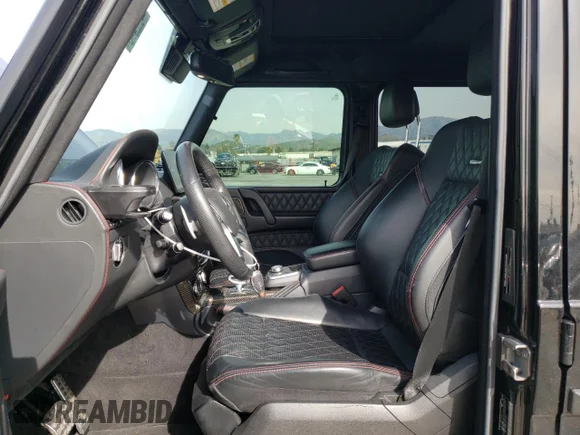 ✅ 2018 Mercedes-Benz G 63 AMG • VIN: WDCYC7DH7JX291554 • Lot: 39203383. Wystawiony na Copart z przebiegiem 42 458 mil. Bezpłatny archiwum sprzedaży aukcyjnych z USA i szczegółowy raport historii pojazdu na DreamBid. Zdjęcie 7.