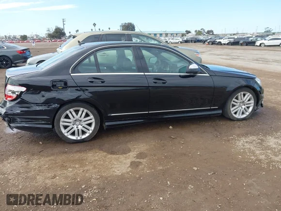 ✅ 2008 Mercedes-Benz C 300 Sport • VIN: WDDGF54X88F124033 • Lot: 44383882. Wystawiony na IAAI z przebiegiem 107 592 mil. Bezpłatny archiwum sprzedaży aukcyjnych z USA i szczegółowy raport historii pojazdu na DreamBid. Zdjęcie 6.