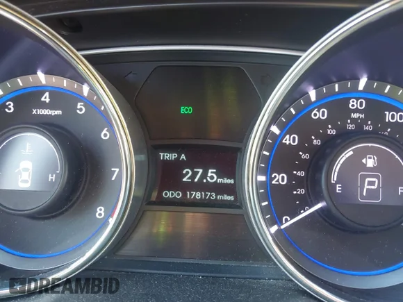 ✅ 2013 Hyundai Sonata Limited • VIN: 5NPEC4AC4DH605841 • Lot: 44228162. Listed on IAAI with 178,173 mi. Free auction sales archive from the USA and detailed vehicle history report at DreamBid. Image 7.