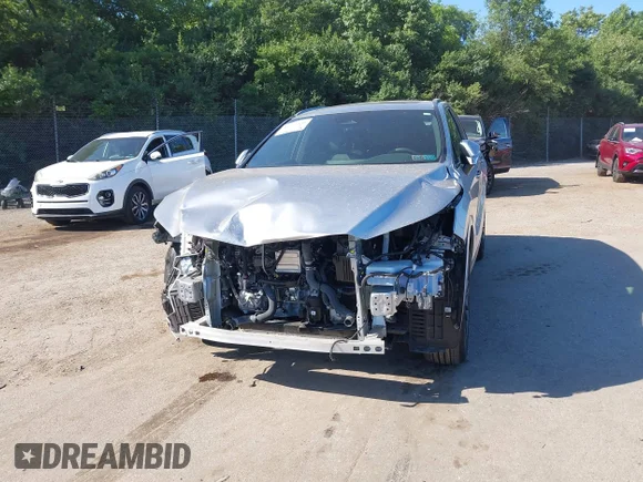✅ 2025 Lexus RX 350 Luxury • VIN: 2T2BAMCAXSC096533 • Lot: 45257146. Wystawiony na IAAI z przebiegiem 9 049 mil. Bezpłatny archiwum sprzedaży aukcyjnych z USA i szczegółowy raport historii pojazdu na DreamBid. Zdjęcie 6.