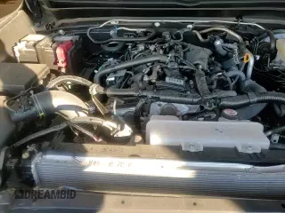 ✅ 2025 Toyota Tacoma TRD Off Road • VIN: 3TMLB5JN0SM163469 • Lot: 89882505. Wystawiony na Copart z przebiegiem 2 321 mil. Bezpłatny archiwum sprzedaży aukcyjnych z USA i szczegółowy raport historii pojazdu na DreamBid. Zdjęcie 15.