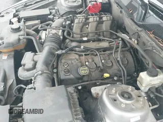 ✅ 2012 Ford Mustang Premium • VIN: 1ZVBP8AM6C5260086 • Lot: 42361831. Listed on IAAI with 262,561 mi. Free auction sales archive from the USA and detailed vehicle history report at DreamBid. Image 18.