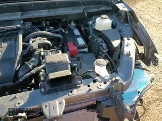 ✅ 2024 Toyota Highlander LE • VIN: 5TDKDRBH5RS575029 • Lot: 81902755. Wystawiony na Copart z przebiegiem 9 901 mil. Bezpłatny archiwum sprzedaży aukcyjnych z USA i szczegółowy raport historii pojazdu na DreamBid. Zdjęcie 14.