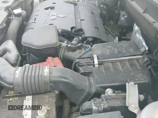 ✅ 2015 Mitsubishi Outlander GT • VIN: 4A4AP4AW5FE039942 • Lot: 42638323. Wystawiony na IAAI z przebiegiem 148 689 mil. Bezpłatny archiwum sprzedaży aukcyjnych z USA i szczegółowy raport historii pojazdu na DreamBid. Zdjęcie 18.