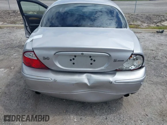✅ 2002 Jaguar S-Type • VIN: SAJDA03N92FM38815 • Лот: 43376939. Опубліковано раніше на IAAI з пробігом 109 452 миль. Безкоштовний доступ до архіву аукціонних продажів зі США та докладний звіт про історію автомобіля на DreamBid. Зображення 6.