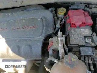 ✅ 2020 Jeep Compass Sport • VIN: 3C4NJCAB9LT250042 • Lot: 63656165. Listed on Copart with 131,635 mi. Free auction sales archive from the USA and detailed vehicle history report at DreamBid. Image 14.