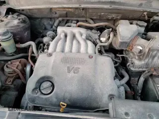 ✅ 2009 Hyundai Santa Fe GLS • VIN: 5NMSG13D29H283636 • Lot: 83018694. Listed on Copart with 274,921 mi. Free auction sales archive from the USA and detailed vehicle history report at DreamBid. Image 14.