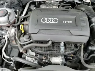 ✅ 2018 Audi A3 Cabriolet Premium Plus • VIN: WAUY8LFF4J1018101 • Лот: 62762535. Опубликован ранее на Copart с пробегом 89 675 миль. Бесплатный доступ к архиву аукционных продаж из США и подробный отчёт об истории автомобиля на DreamBid. Изображение 13.