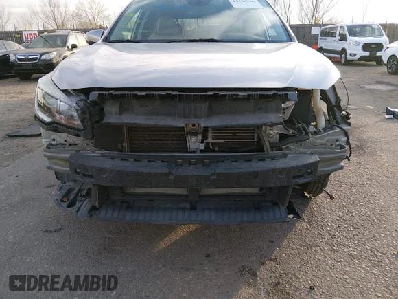 ✅ 2019 Subaru Outback Limited • VIN: 4S4BSEJCXK3306029 • Лот: 44338966. Опубліковано раніше на IAAI з пробігом 137 523 миль. Безкоштовний доступ до архіву аукціонних продажів зі США та докладний звіт про історію автомобіля на DreamBid. Зображення 6.