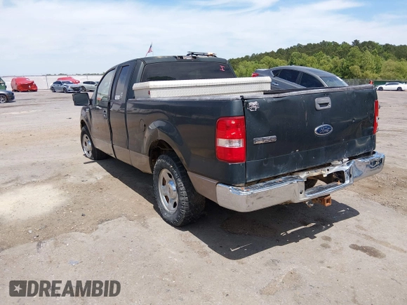 ✅ 2005 Ford F-150 XL • VIN: 1FTPX12575KC83999 • Lot: 44883039. Wystawiony na IAAI z przebiegiem 379 196 mil. Bezpłatny archiwum sprzedaży aukcyjnych z USA i szczegółowy raport historii pojazdu na DreamBid. Zdjęcie 3.
