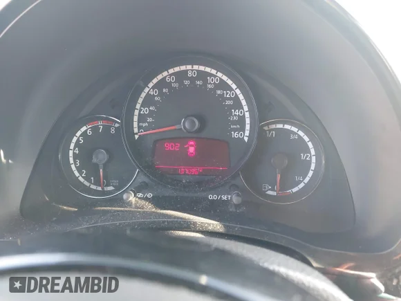 ✅ 2014 Volkswagen Beetle Entry • VIN: 3VWFP7AT3EM602027 • Lot: 43485157. Listed on IAAI with 137,096 mi. Free auction sales archive from the USA and detailed vehicle history report at DreamBid. Image 7.