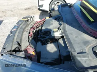 ✅ 2017 Ford Escape SE • VIN: 1FMCU0GD8HUC21906 • Lot: 43646744. Wystawiony na IAAI z przebiegiem 84 757 mil. Bezpłatny archiwum sprzedaży aukcyjnych z USA i szczegółowy raport historii pojazdu na DreamBid. Zdjęcie 14.