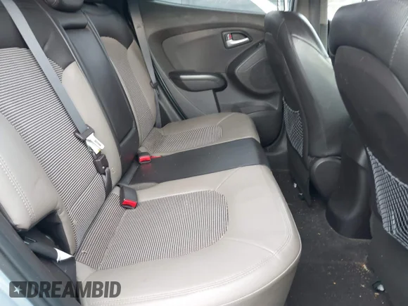 ✅ 2012 Hyundai Tucson GLS • VIN: KM8JU3AC7CU443869 • Lot: 44115117. Listed on IAAI with 137,222 mi. Free auction sales archive from the USA and detailed vehicle history report at DreamBid. Image 8.