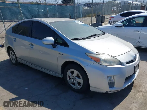 ✅ 2011 Toyota Prius III • VIN: JTDKN3DU6B1476288 • Lot: 45447859. Listed on IAAI with 262,762 mi. Free auction sales archive from the USA and detailed vehicle history report at DreamBid. Image 1.