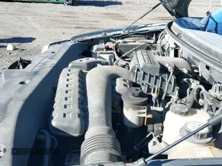 ✅ 2006 Ford F-150 XLT • VIN: 1FTPW14566KB52032 • Lot: 43775606. Wystawiony na IAAI z przebiegiem 180 945 mil. Bezpłatny archiwum sprzedaży aukcyjnych z USA i szczegółowy raport historii pojazdu na DreamBid. Zdjęcie 17.