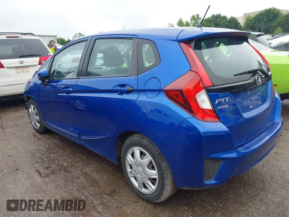 ✅ 2015 Honda Fit LX • VIN: 3HGGK5H52FM758354 • Lot: 45178800. Listed on IAAI with 111,543 mi. Free auction sales archive from the USA and detailed vehicle history report at DreamBid. Image 3.