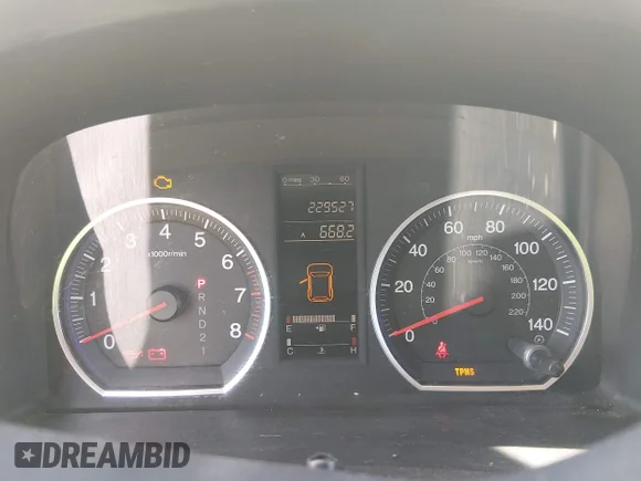 ✅ 2009 Honda CR-V LX • VIN: JHLRE38309C002421 • Lot: 45396975. Wystawiony na IAAI z przebiegiem 229 527 mil. Bezpłatny archiwum sprzedaży aukcyjnych z USA i szczegółowy raport historii pojazdu na DreamBid. Zdjęcie 7.