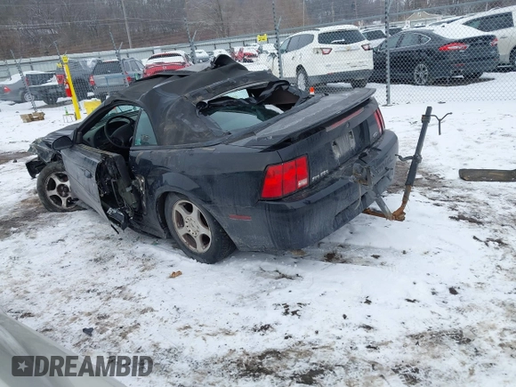 ✅ 2004 Ford Mustang Deluxe • VIN: 1FAFP44674F192764 • Lot: 43903249. Wystawiony na IAAI z przebiegiem 186 851 mil. Bezpłatny archiwum sprzedaży aukcyjnych z USA i szczegółowy raport historii pojazdu na DreamBid. Zdjęcie 3.